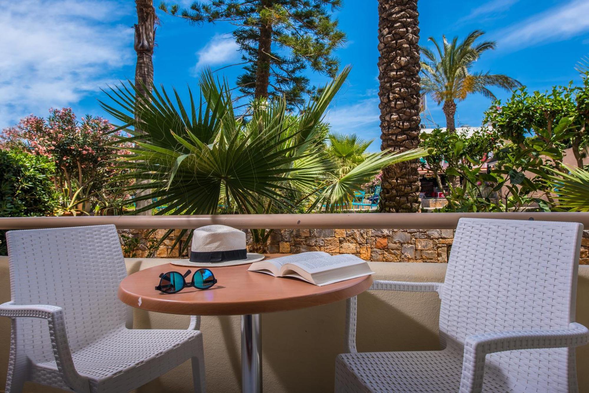 Meropi Hotel & Apartments Malia  Bagian luar foto